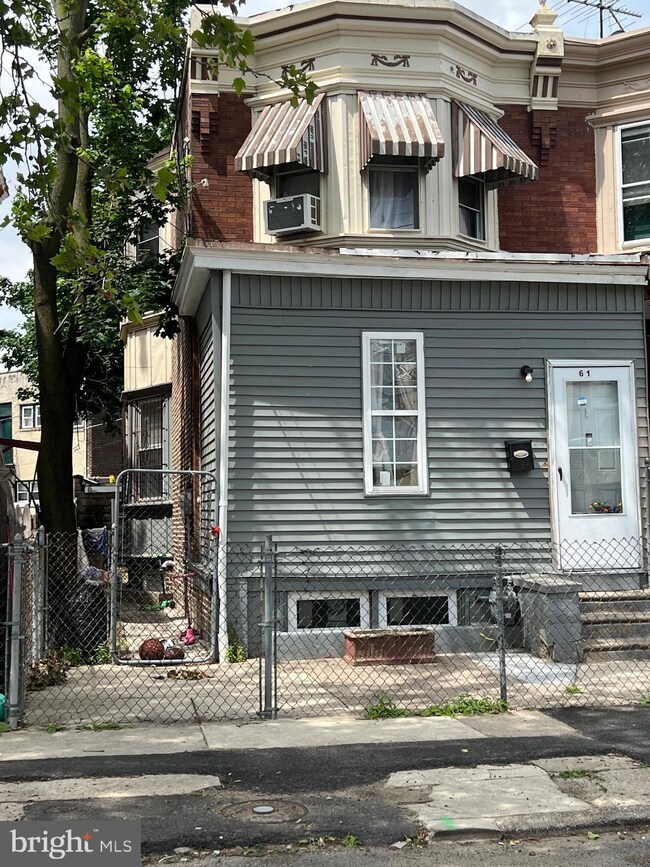61 S 27th St, Camden, NJ 08105 - photo 3