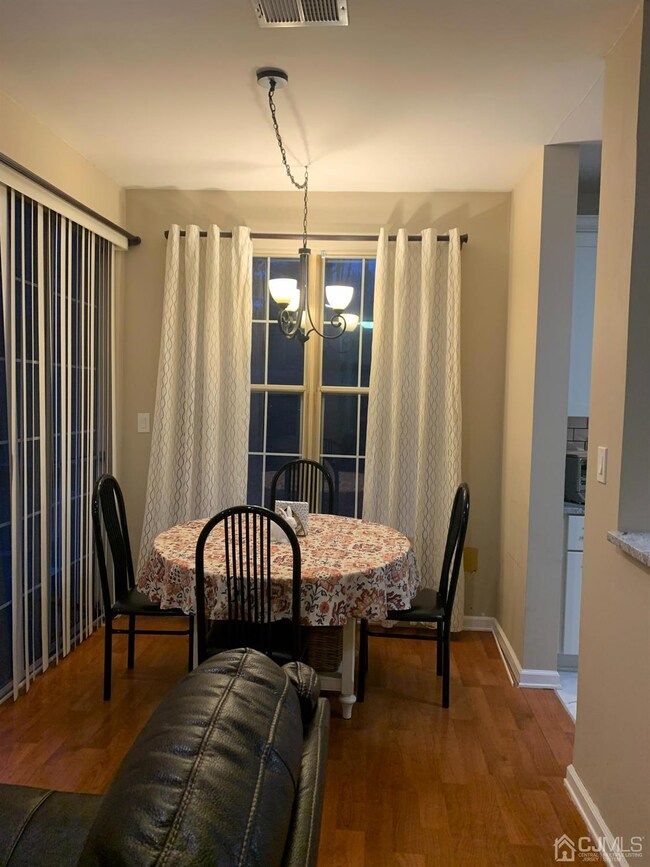 3151 Cypress Ct, Monmouth Junction, NJ 08852 - photo 4