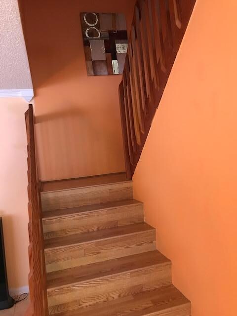2ND FLOOR STAIRS