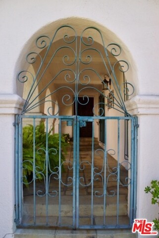 Entry Gate