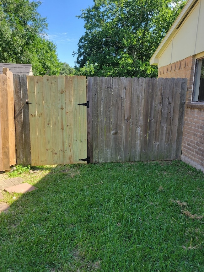 24031 Rafter Three Dr, Hockley, TX 77447 - photo 3