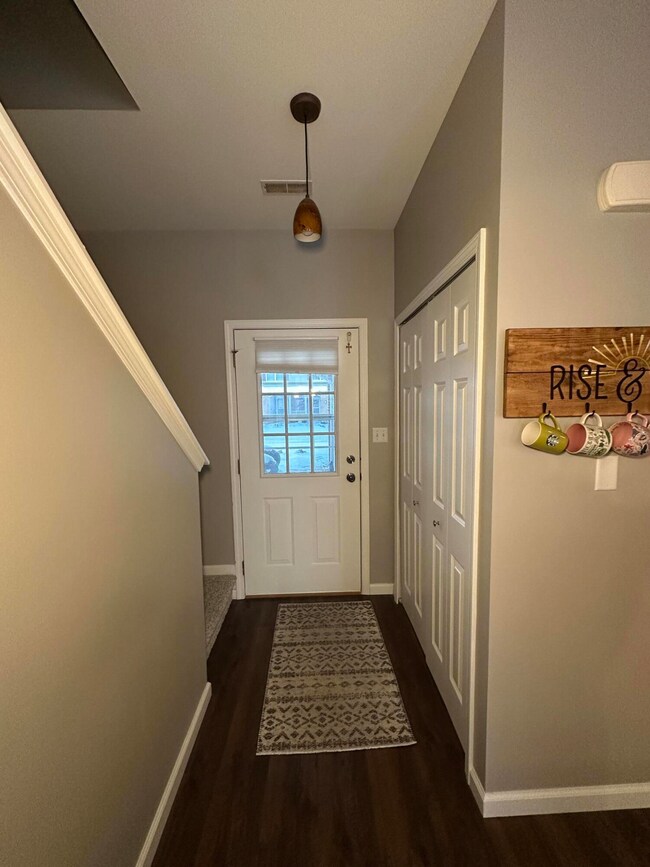 847 Flagstone Dr, Dyer, IN 46311 - photo 5