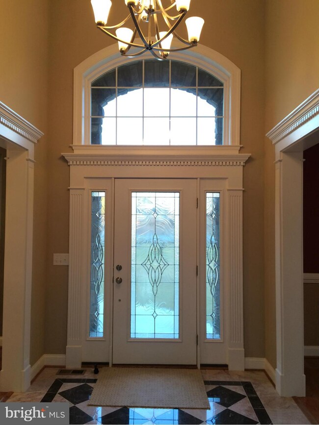 100 Woodfield Dr, Spotsylvania, VA 22553 - photo 2