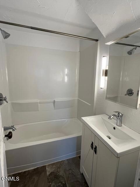 311 4th St NW, Jamestown, ND 58401 - photo 6