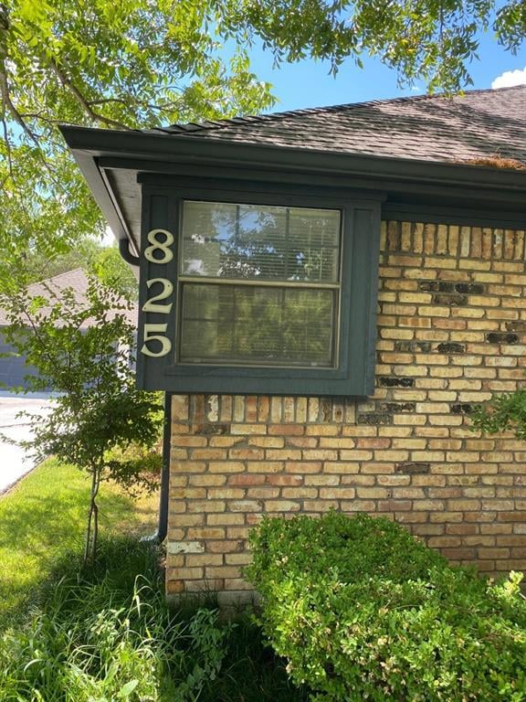 825 Cook Dr, Grand Prairie, TX 75050 - photo 5