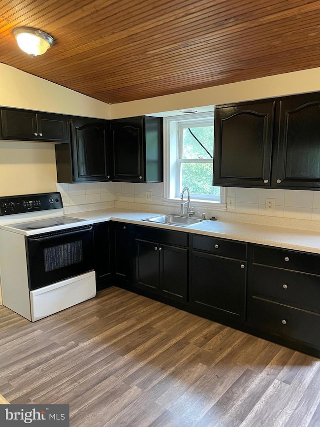 42685 Waxpool Rd, Ashburn, VA 20148 - photo 4