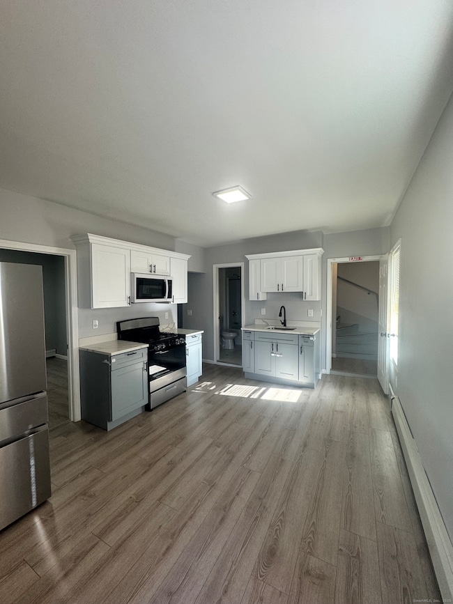 290 Orange St unit 1, Waterbury, CT 06704 - photo 2