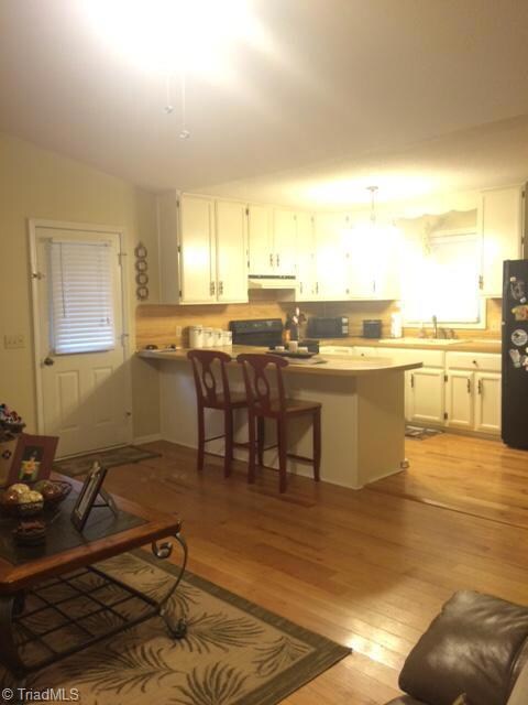 195 Brookside Dr, Millers Creek, NC 28651 - photo 6