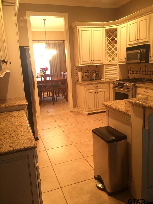 2904 2904 Scotland Cir, Tyler, TX 75707 - photo 4