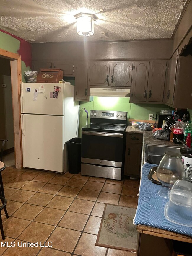 3502 Wilson Springs Rd, Moss Point, MS 39562 - photo 4