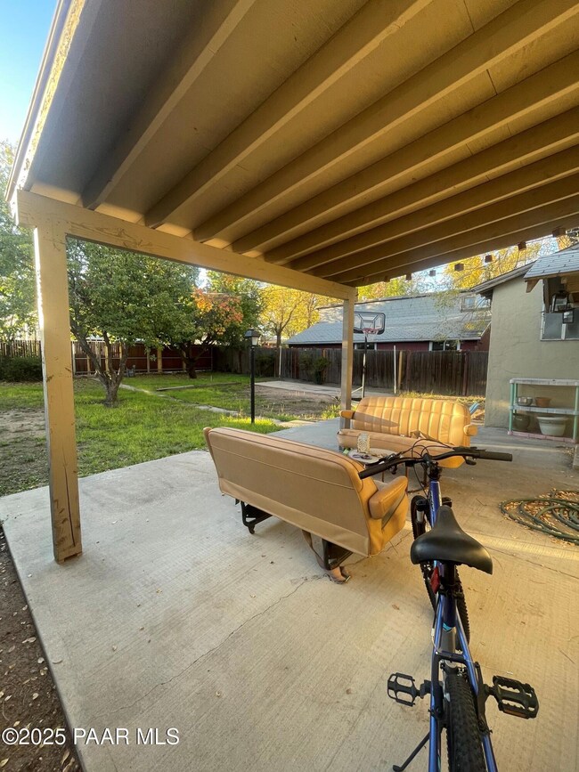 728 N Walnut St, Prescott, AZ 86301 - photo 7