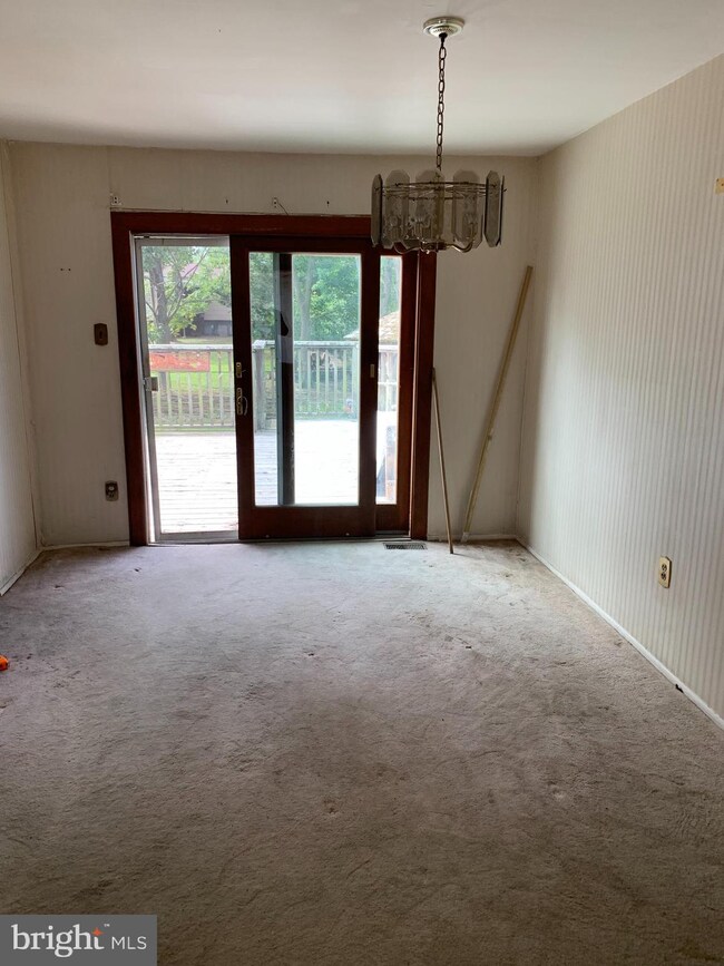 608 Hobart Dr, Clementon, NJ 08021 - photo 5