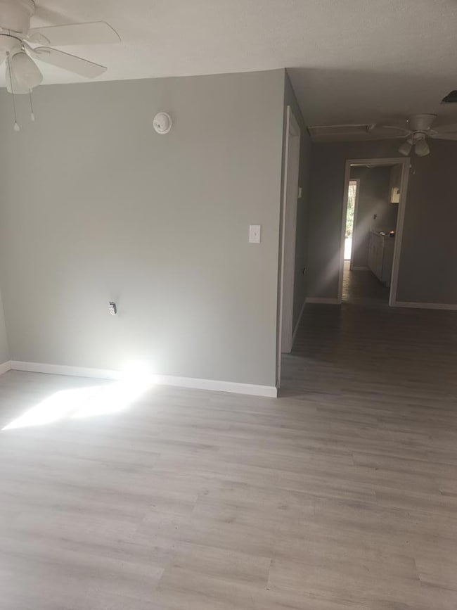 415 N Sullivan St, Blackstone, VA 23824 - photo 7