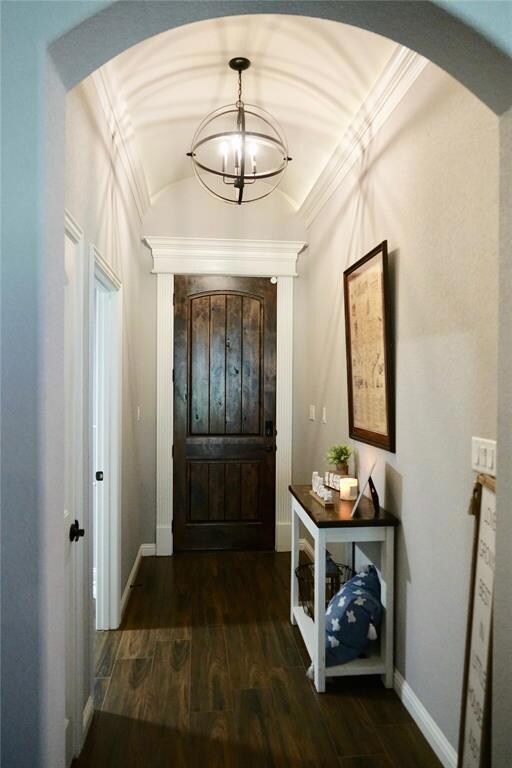 203 Meandering Ct, Granbury, TX 76049 - photo 5