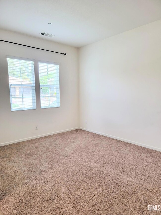 14707 Via Messina Dr, Bakersfield, CA 93306 - photo 6