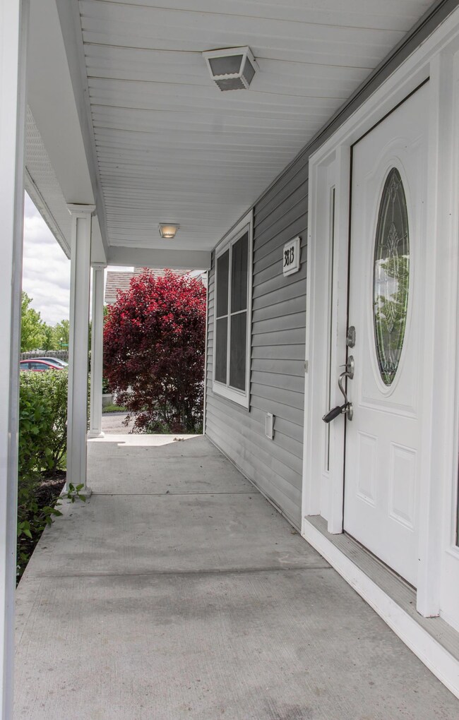 3813 Barkwillow Ln, Columbus, OH 43207 - photo 3