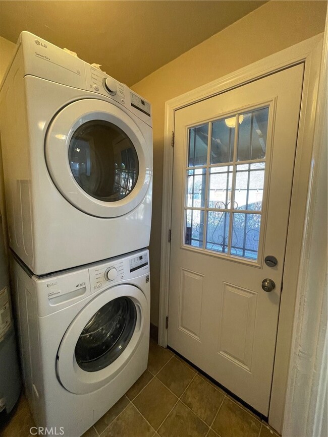 228 W 8th Ave, Chico, CA 95926 - photo 7