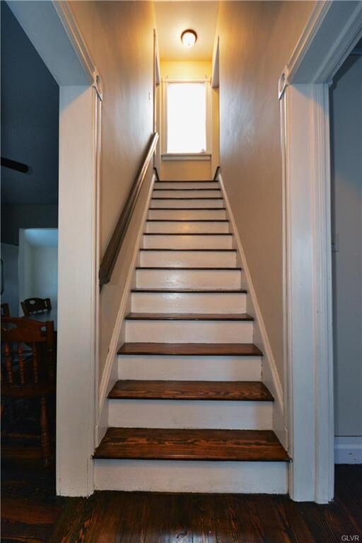 5124 3rd St, Whitehall, PA 18052 - photo 2