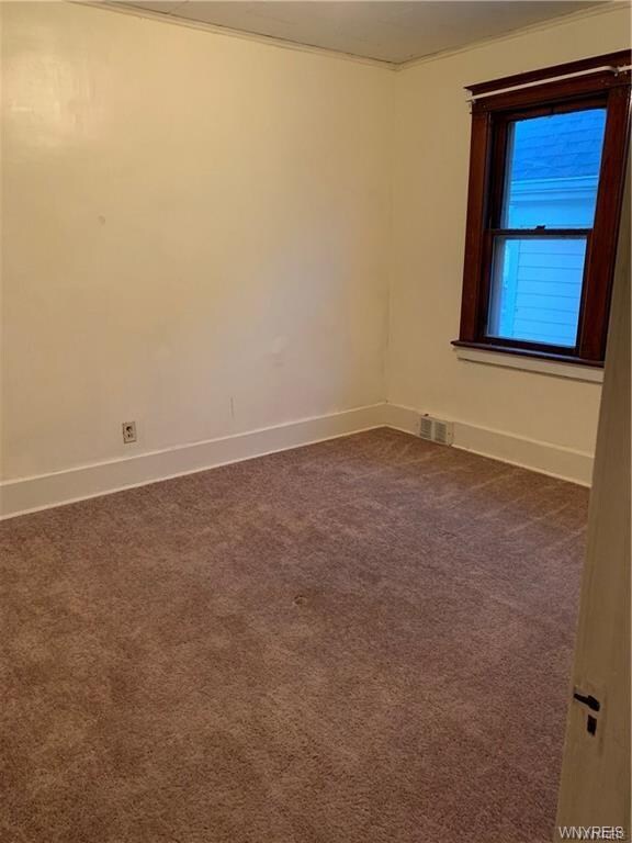 1424 Walnut Ave, Niagara Falls, NY 14301 - photo 3