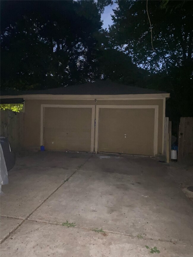 5506 Council Grove Ln, Houston, TX 77088 - photo 2