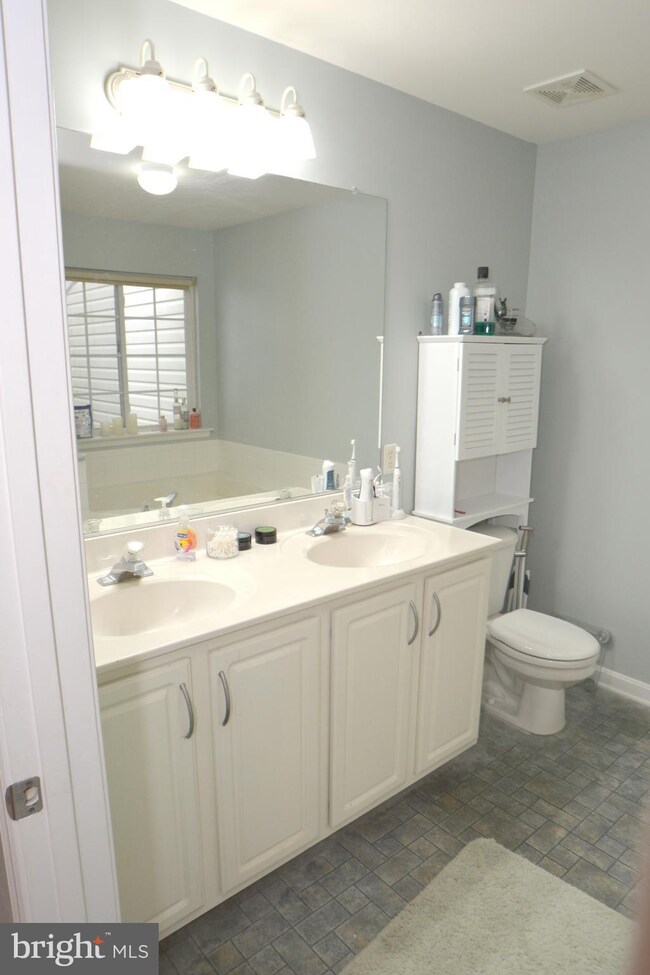 734 Shallow Ridge Ct, Abingdon, MD 21009 - photo 3