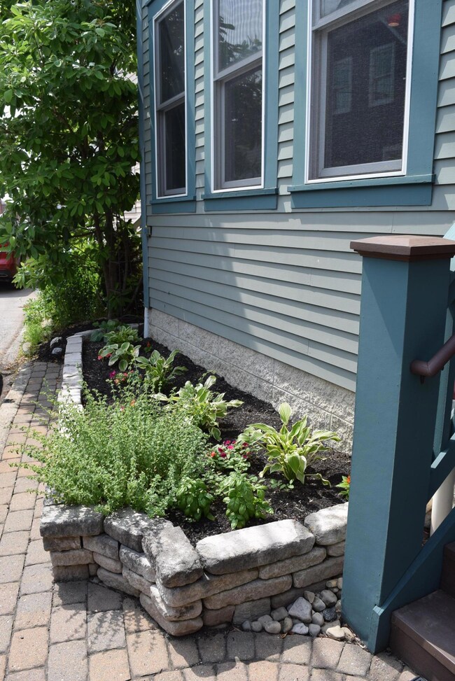 166 Punta Aly, Columbus, OH 43201 - photo 2