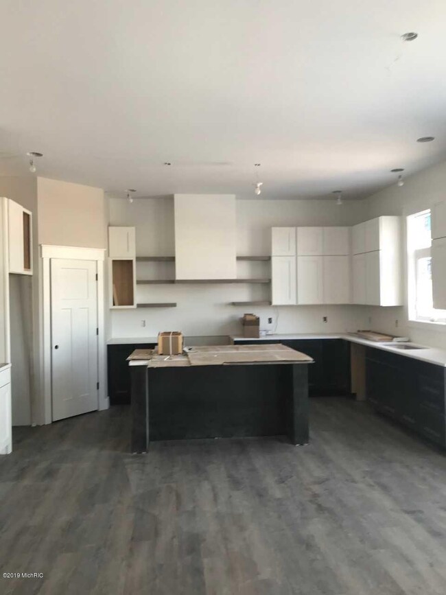 3315 Conrail Dr unit 195, Byron Center, MI 49315 - photo 3