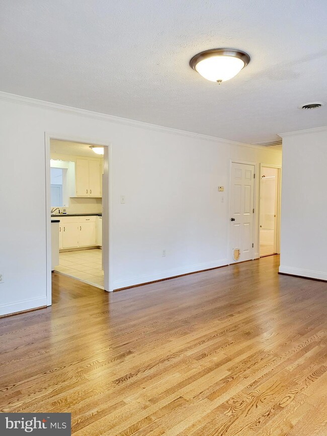 662 Marple Rd, Winchester, VA 22603 - photo 5