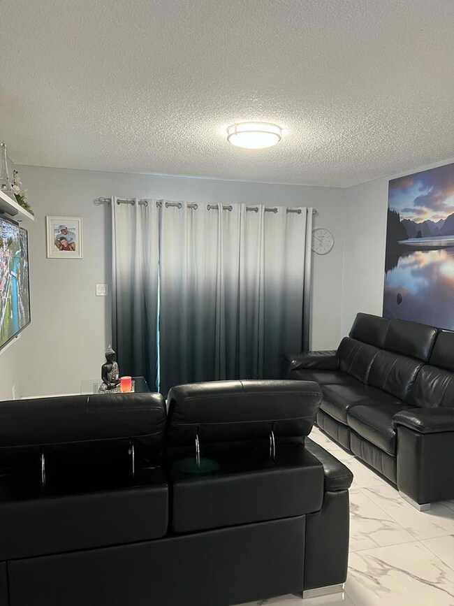 1790 Abbey Rd unit 103B, West Palm Beach, FL 33415 - photo 5