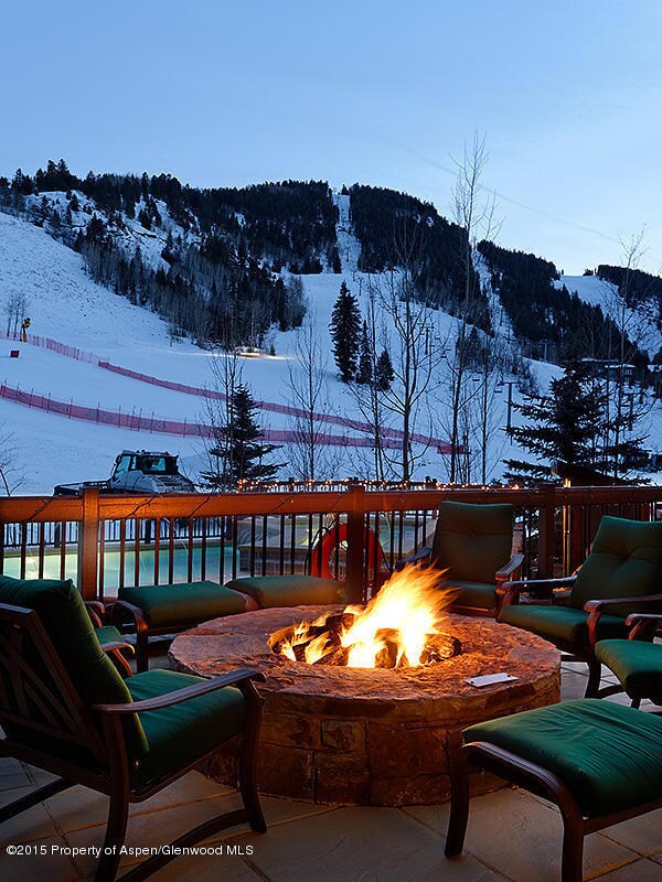 0197 Prospector Rd unit 2309 Winter 1, Aspen, CO 81611 - photo 2
