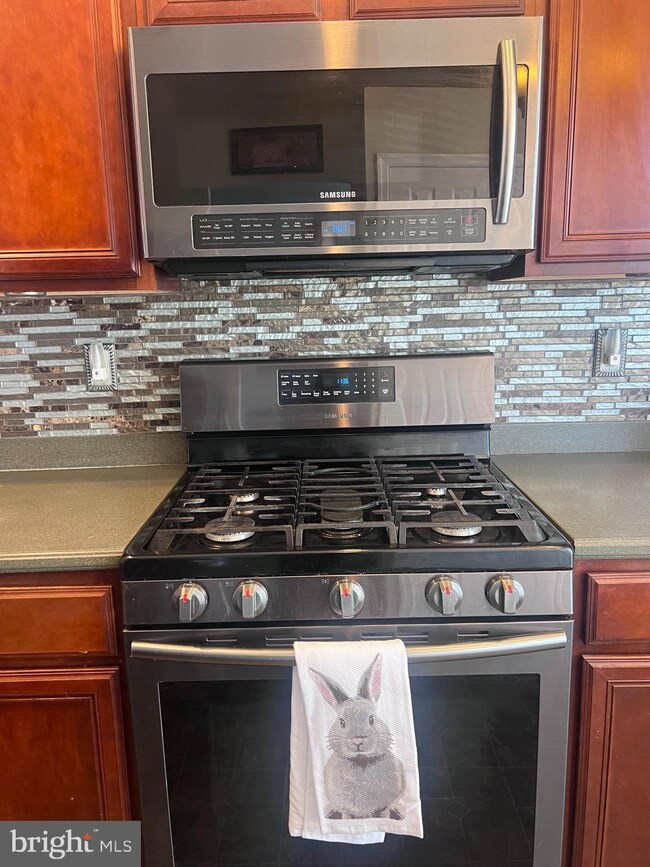 2506 Revere Ct, Crofton, MD 21114 - photo 2