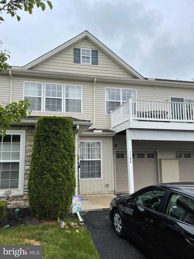 1106 Crestview Ln unit 1106, Stewartstown, PA 17363 - photo 2