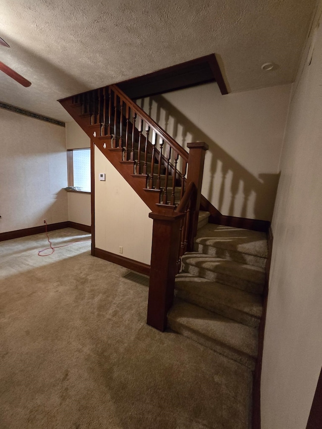 517 E 7th St, Concordia, KS 66901 - photo 3