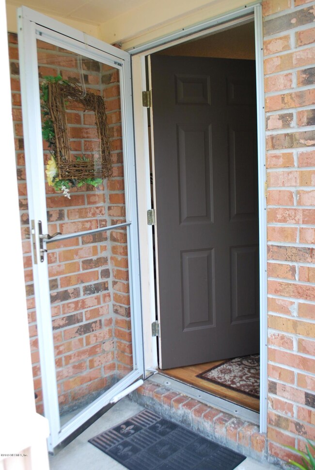 6125 Key Hollow Ct, Jacksonville, FL 32205 - photo 4