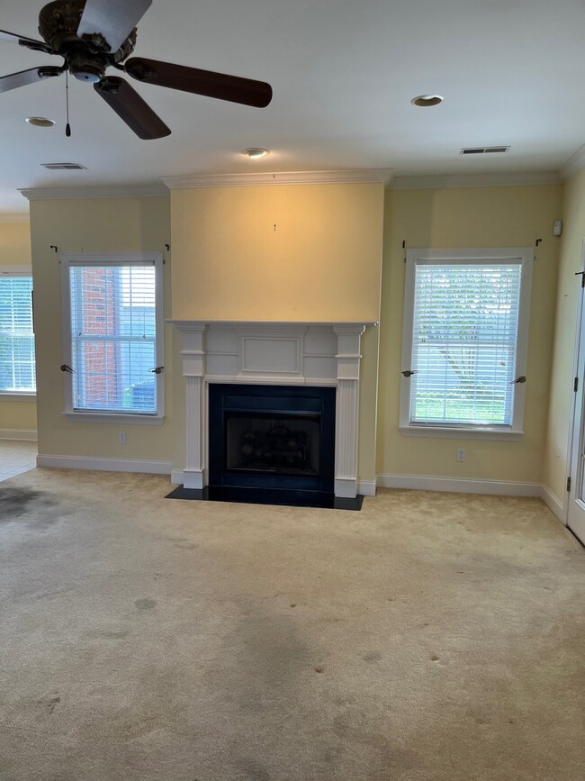 112 Magnolia Glen Cir, Manchester, TN 37355 - photo 2