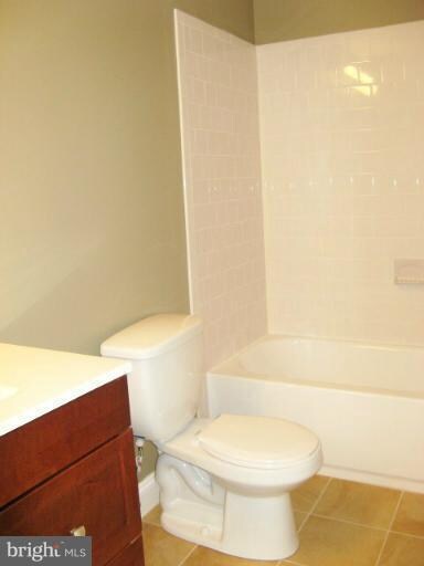 4142 Brown Bark Cir, Randallstown, MD 21133 - photo 7