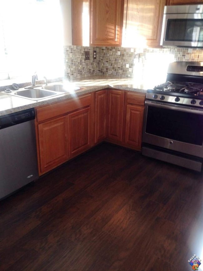 3319 Mesa Ct, Rosamond, CA 93560 - photo 7