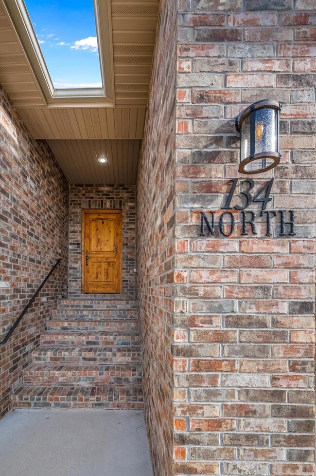 134 N Peach Brook, Nixa, MO 65714 - photo 3