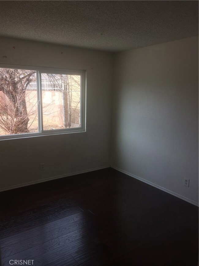 38509 5th St E unit 2, Palmdale, CA 93550 - photo 7