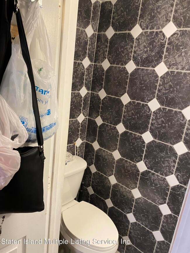 85 Newark Ave, Staten Island, NY 10302 - photo 6