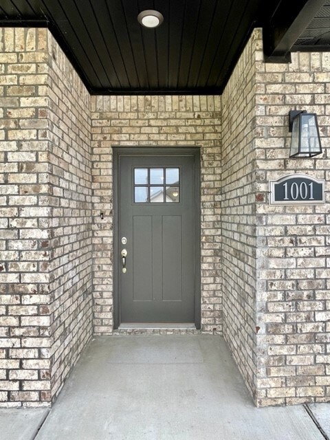 1001 E Skyline Loop, Centerton, AR 72719 - photo 2