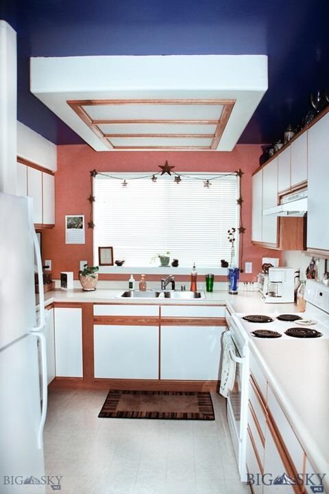 10-Kitchen1