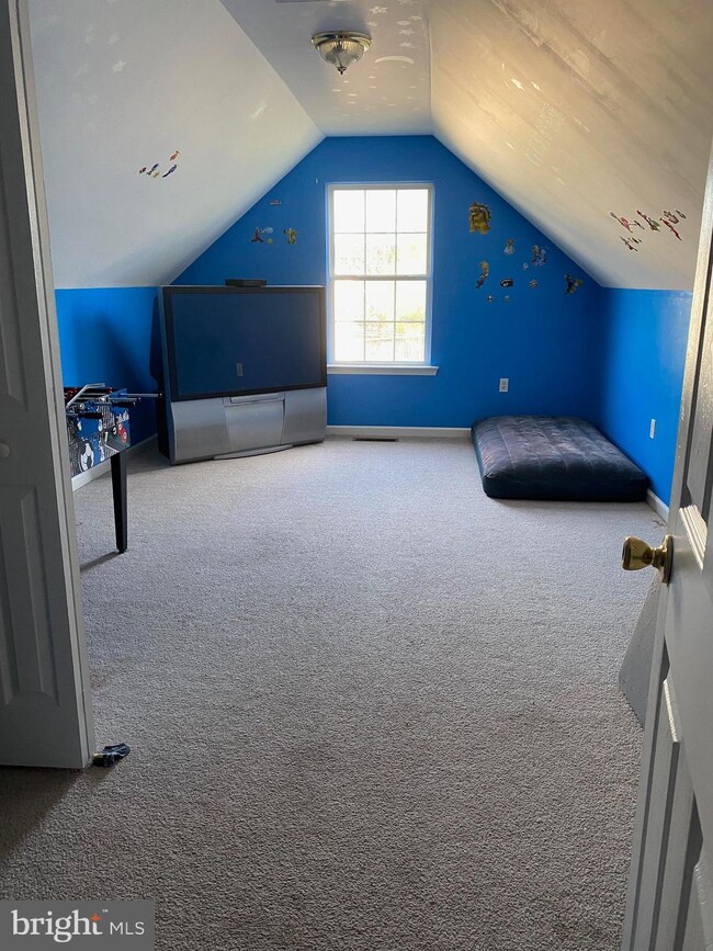 24 Porsche Cir, Martinsburg, WV 25404 - photo 7