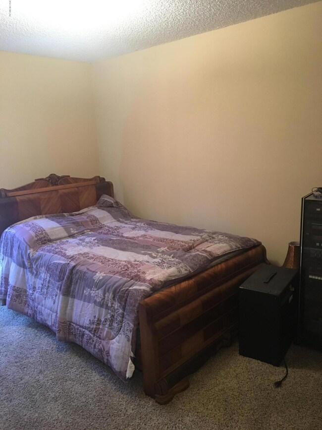 8718 Buzz Ct, Jacksonville, FL 32216 - photo 7