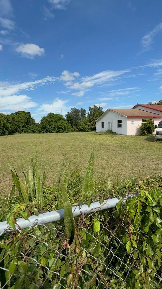 unlisted-address, Lake Worth, FL 33461 - photo 2