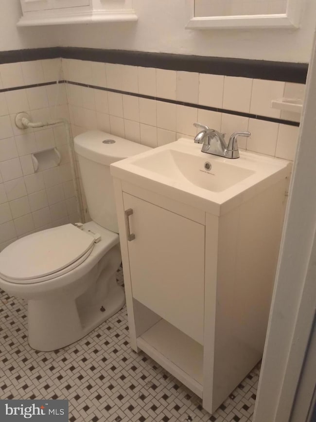 1205 30th St SE unit 3, Washington, DC 20019 - photo 5