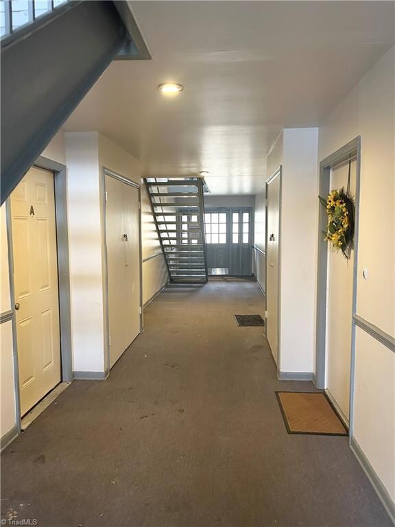 2823 N Ohenry Blvd unit C, Greensboro, NC 27405 - photo 3