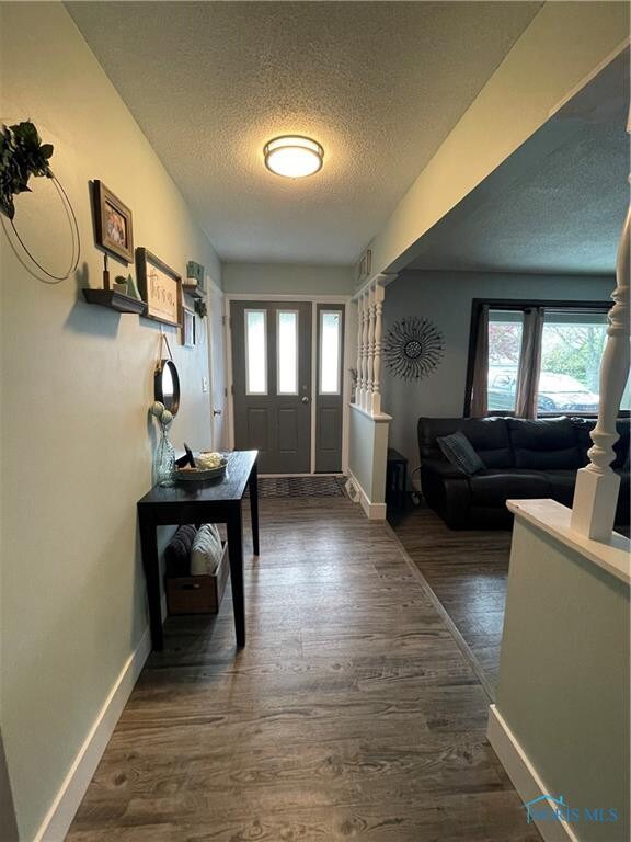 2231 N Brookside Blvd, Genoa, OH 43430 - photo 5