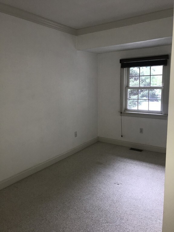 372 Washington St unit B, Quincy, MA 02169 - photo 6