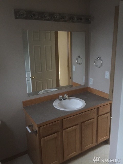 8106 242nd St SW unit E, Edmonds, WA 98026 - photo 7